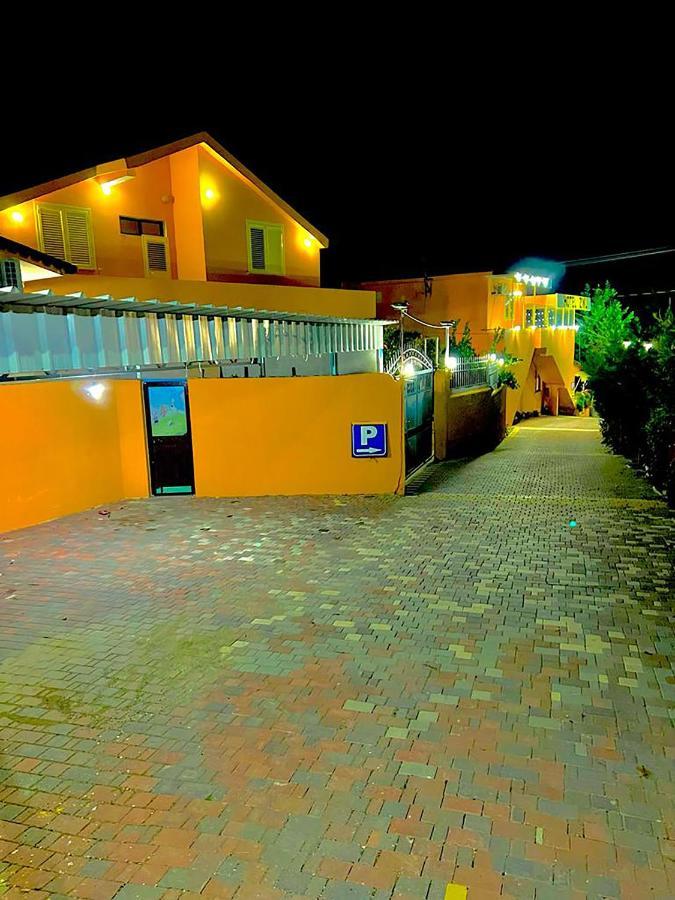 Hotel Ziku Durrës Eksteriør billede