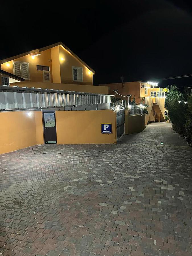 Hotel Ziku Durrës Eksteriør billede